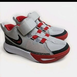 Nike Boys Size 11C Kyrie Flytrap 6 Red White Black Tennis Shoe Youth